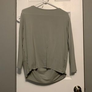 Lululemon long sleeve shirt